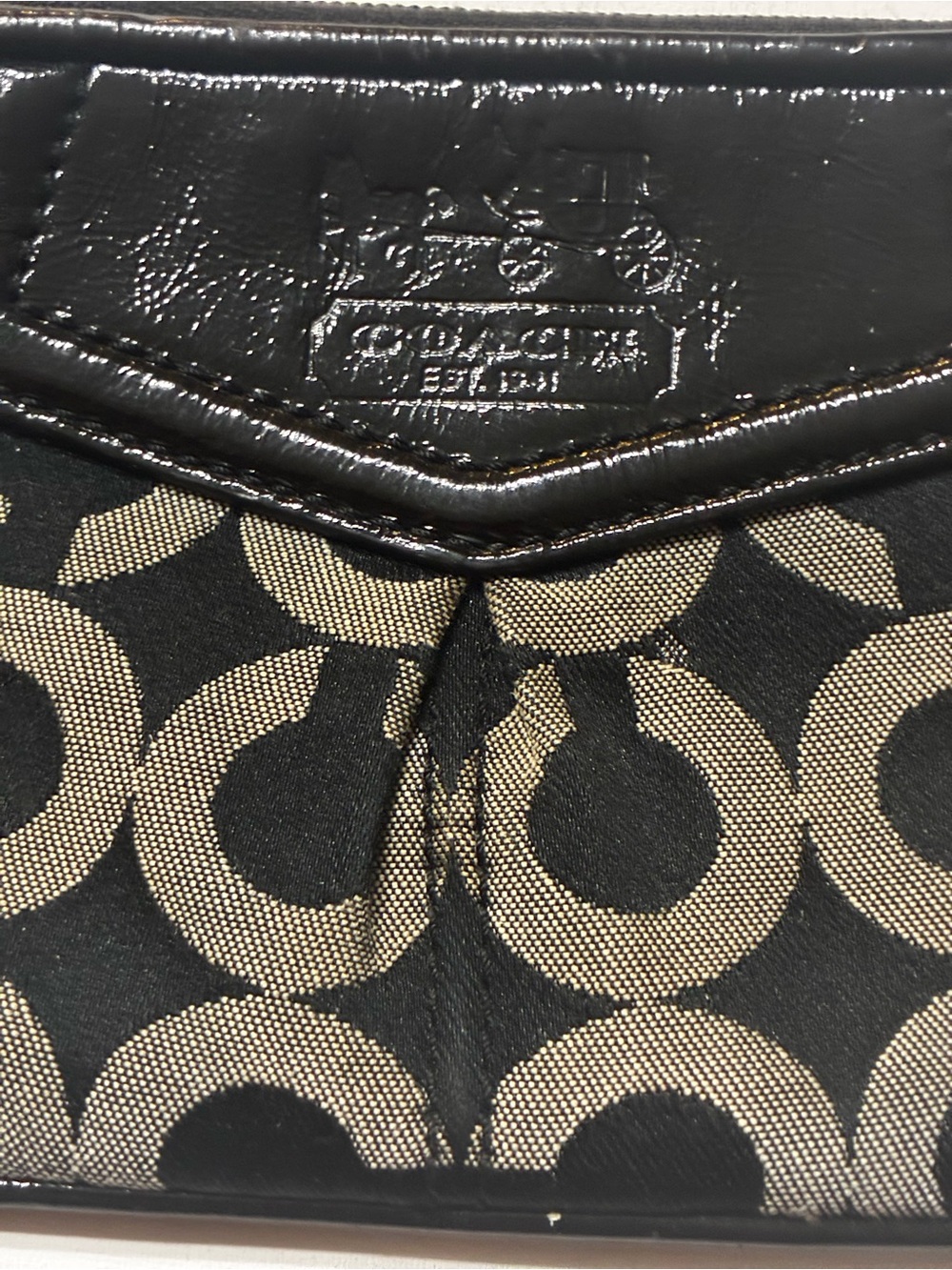Coach Black Signature C Wristlet/Clutch - Picture 2 of 10